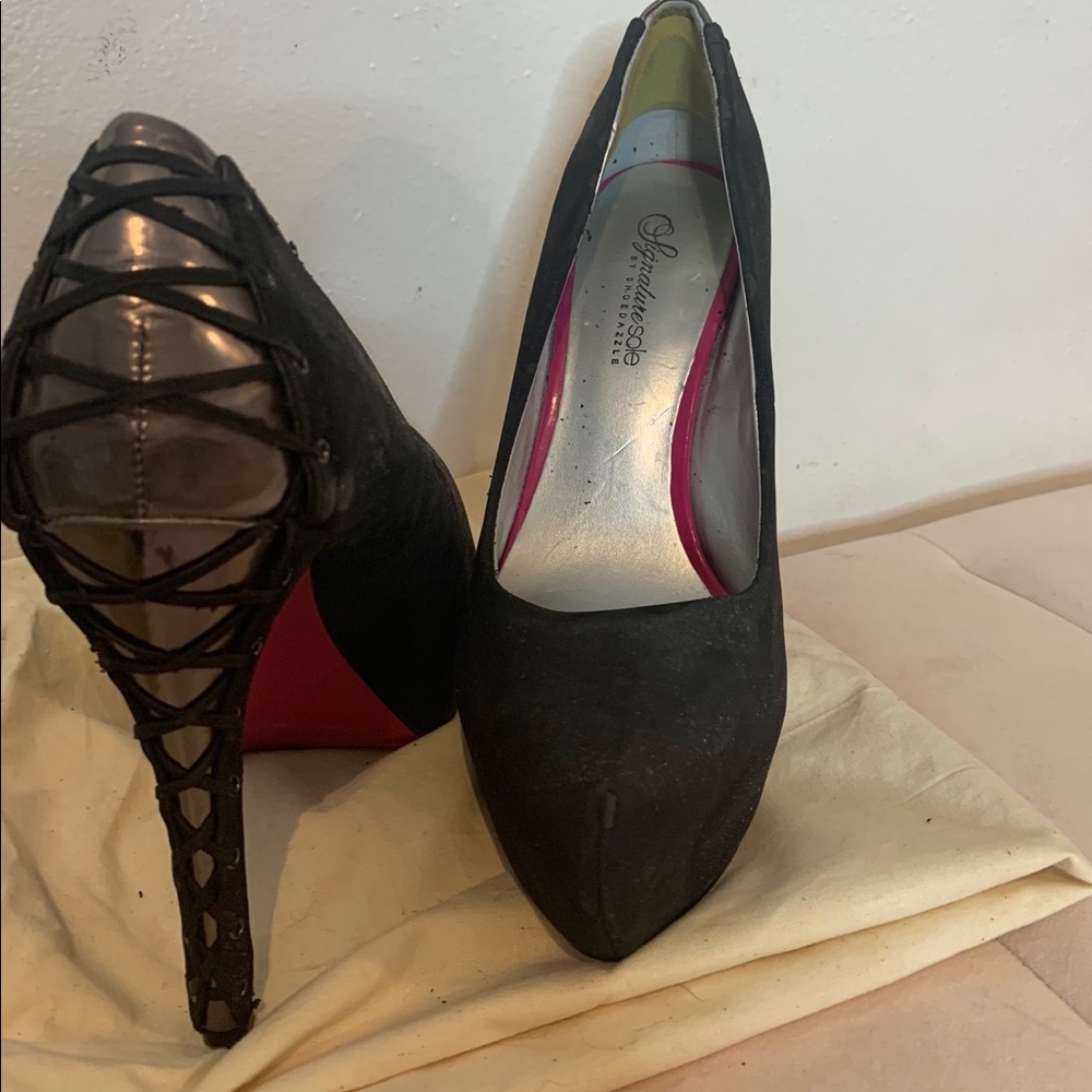 Black Shoe Dazzle suede heels